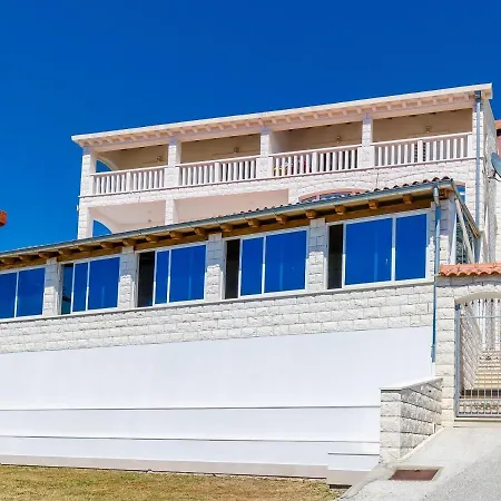 Mateo With Private Pool Gruda