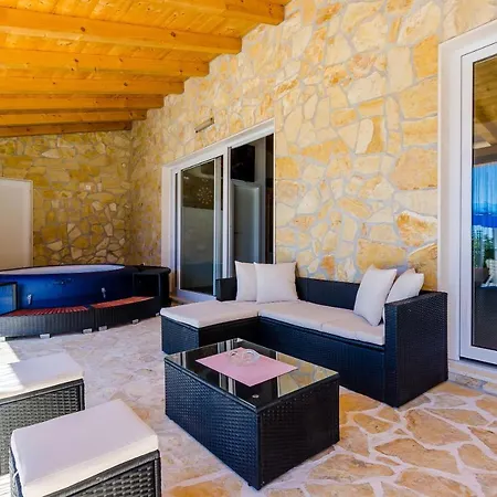 Villa Mateo With Private Pool Gruda