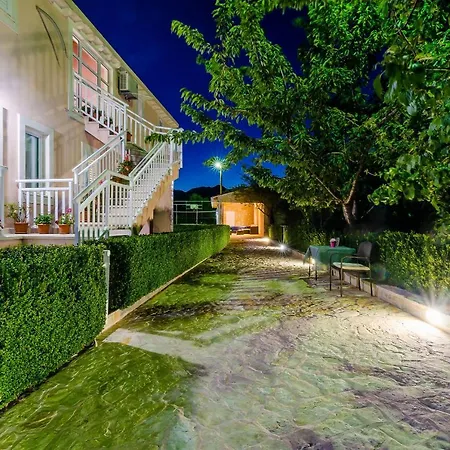 Villa Mateo With Private Pool