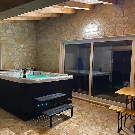 Villa Mateo With Private Pool Gruda